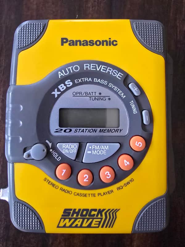 Panasonic ShockWave RQ-SW10 AM FM cassette player Early 2000s - Yellow gray orange