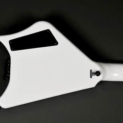 BootLegger Guitar Spade White Headless With Stiletto  Case and Flask image 12