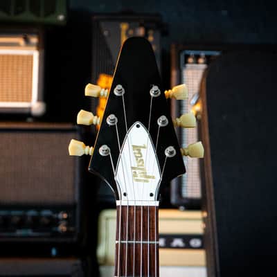 Gibson Custom Shop '67 Flying V w/ Vibrola 2000 – Natural – MINT – OHSC, COA & Case Candy image 6