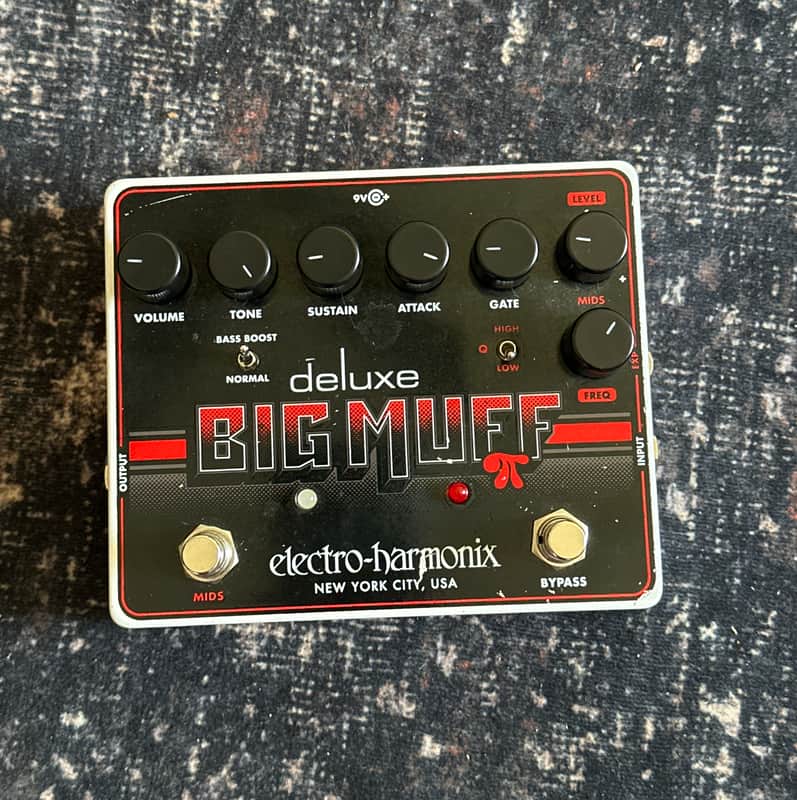 Electro-Harmonix Deluxe Big Muff Pi Distortion / Sustainer 2014 - Present - Black / Red image 1
