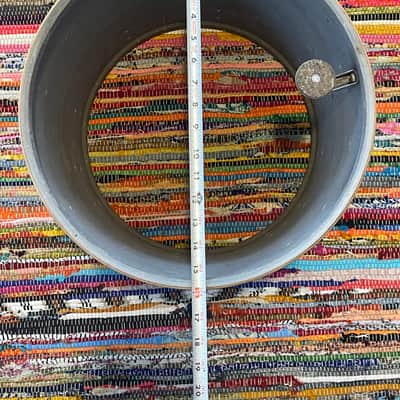 Rogers 1960’s 16” Floor Tom in Original Blue Ripple image 7