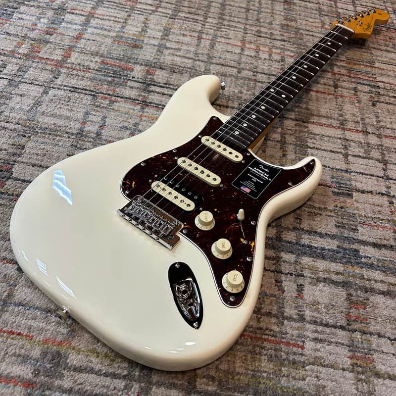 Fender American Professional II Stratocaster HSS with Rosewood Fretboard 2020 - Present - Olympic White image 1