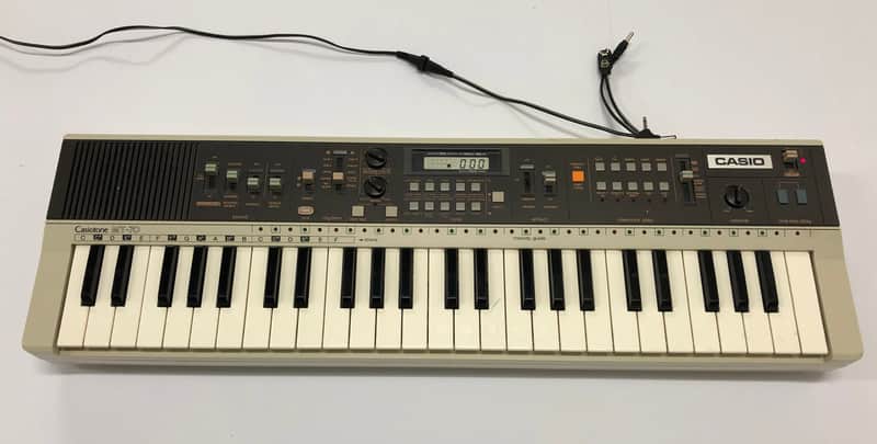 Casio MT-70 Casiotone 49-Key Synthesizer | Reverb Canada
