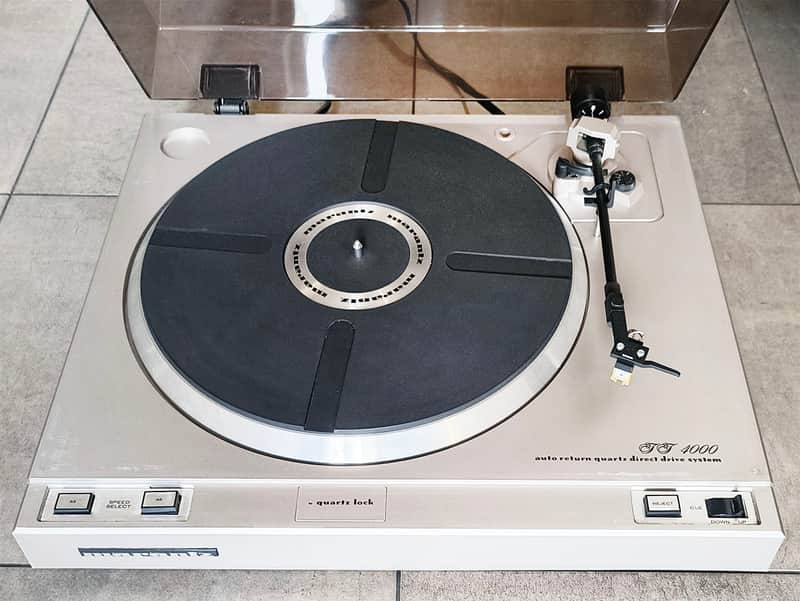 Vintage Marantz TT4000 Semi Auto Direct Drive Turntable