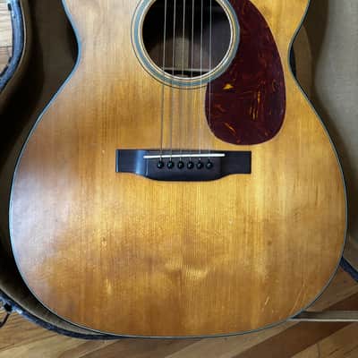 Martin 000-18 1947/8 W/Case image 2