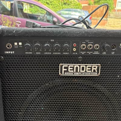 Fender Rumble 100 100-Watt 1x12" Bass Combo 2000s - Black image 6