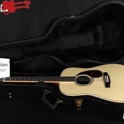 Larrivee D-40R Rosewood Aged Moon Top Special Satin Natural Acoustic Guitar image 2