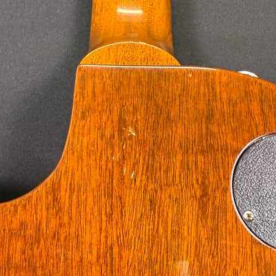 Gibson Les Paul Studio Deluxe III 2015 - Honeyburst image 9
