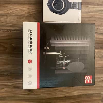sE Electronics X1S Studio Bundle with Mount, Filter, Cable