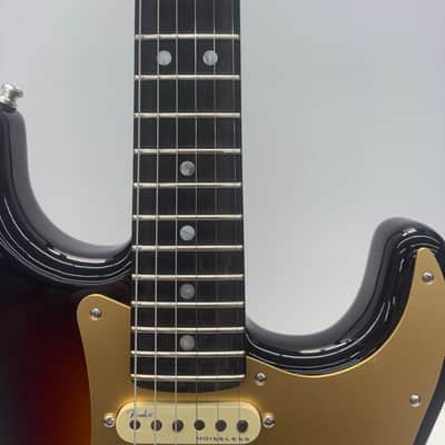 Fender American Ultra II Stratocaster with Ebony Fretboard 2024 - Present - Ultraburst image 5
