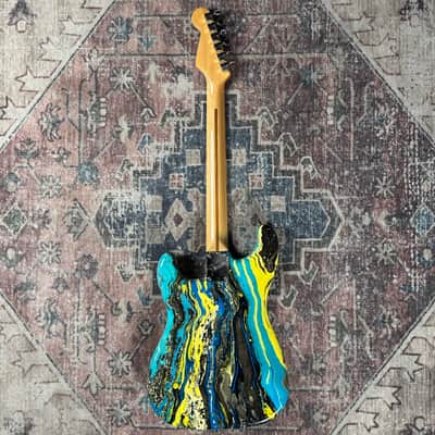 1983 Fender Blue Bowling Ball Stratocaster Vintage 1/105 USA Electric Guitar! image 6