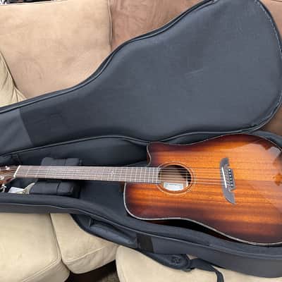 Alvarez Masterworks MD66CE-Custom Dreadnought Acoustic-Electric Featuring Slim Ebony Bevel Armrest w/ Bag, Pro Setup image 9