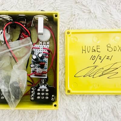 Mountainking Electronics Huge Box + image 7