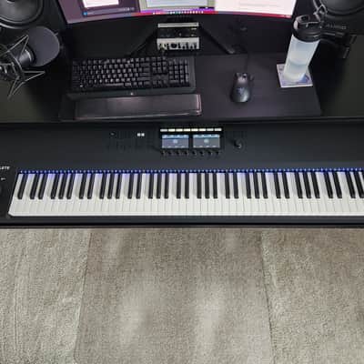 Native Instruments Komplete Kontrol S88 MKii 2020 - Present - Black image 3