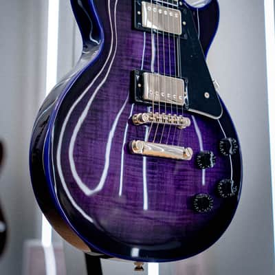 Epiphone Les Paul Custom Widow | Purple Burst image 2