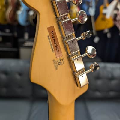 Fender Player II Stratocaster HSS 2024 - Present - Transparent Cherry Burst image 20