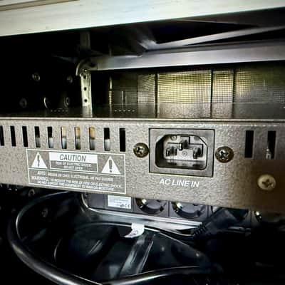 Ampeg SVP-CL tube bass preamp SVT Classic image 6