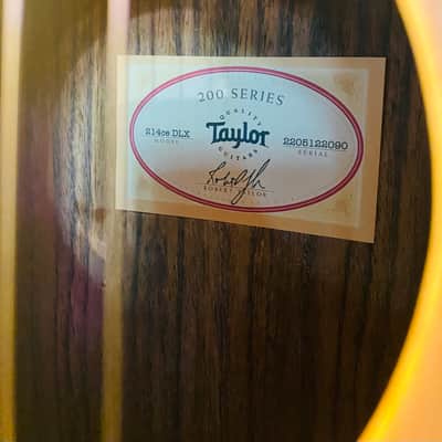 Taylor 214ce DLX (Natural) image 3
