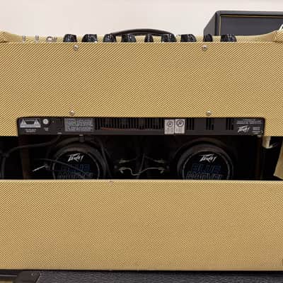 Peavey Classic 50 2x12 image 2