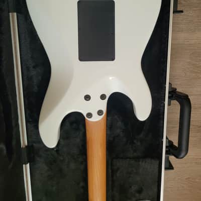 Charvel Pro-Mod Plus So-Cal Style 1 HH FR E 2025 - Present - Snow White image 5