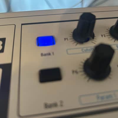Arturia KeyLab 88 MIDI Controller MIDI Controller 2015 - 2017 - White image 6