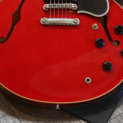 2009 Gibson Custom Shop '59 ES-335 Historic Reissue Nashville Semi-Hollow Electric Guitar Cherry Red + COA OHSC image 6
