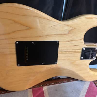 Fender Special Edition Lite Ash Stratocaster Electric Guitar image 9