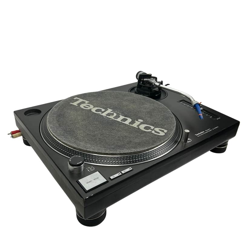 Technics SL1210 mk2 Turntable inc Hard Case image 1