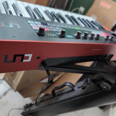 IK Multimedia UNO Synth Pro 37-Key Analog Synthesizer 2021 - Black image 2