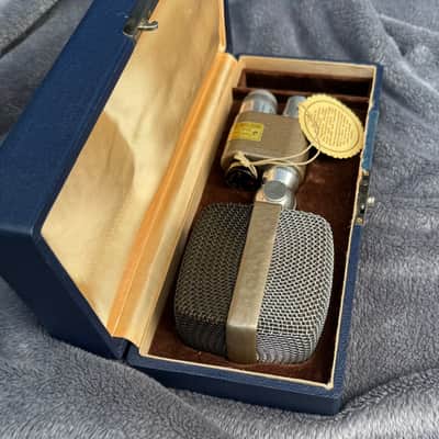 AKG D20B Serial #566 | Complete Original Set | Case, Documents | Early Production image 11