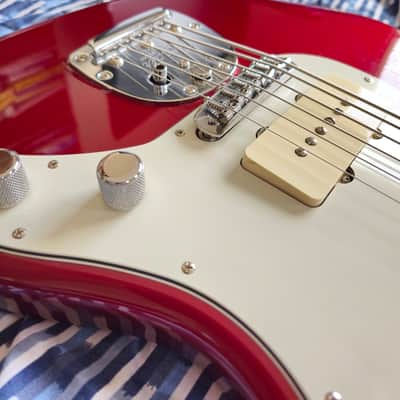 Fender Pawn Shop Bass VI 2013 - 2014 - Candy Apple Red image 7
