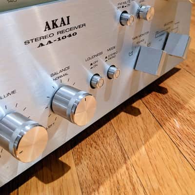 Akai AA-1040 Stereo Receiver / Fully Serviced & Tested / Vintage -9777 / Free Shipping image 8