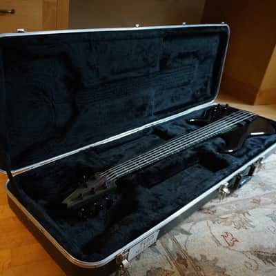 Modulus Quantum 5 Thru-neck Bass 2001 Black image 10