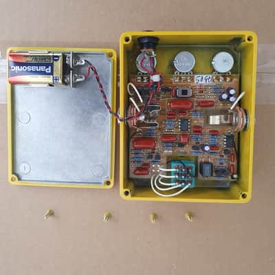 Diamond Compressor 2010s - Yellow image 5