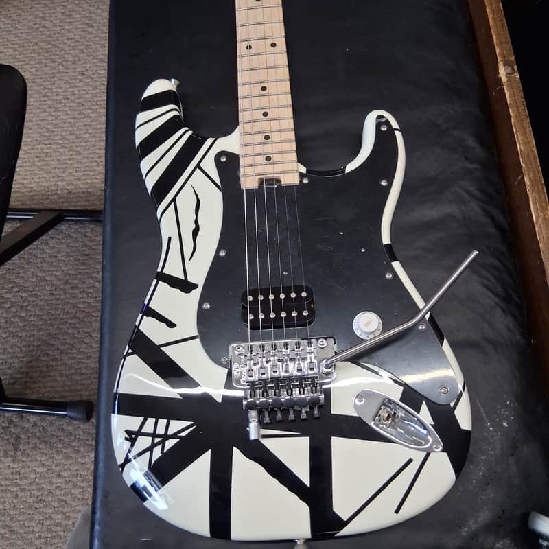 EVH Striped Series