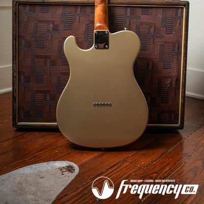 Veritas Custom Guitars Texas Miracle Custom in Shoreline Gold image 14