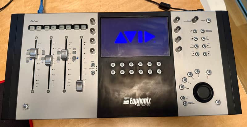 Euphonix MC Control 4-Fader DAW Control Surface with Touch Screen