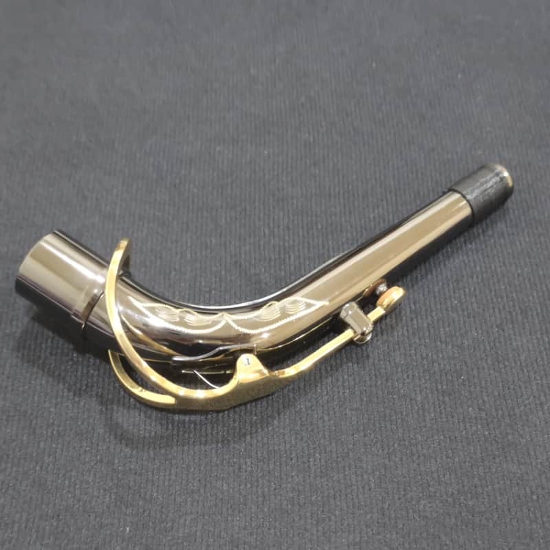 Saxophone neck