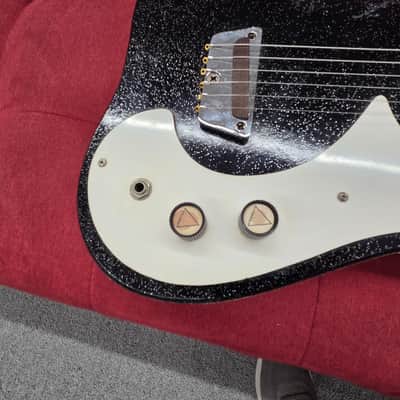 Silvertone Guitar in case with amp - Black Silvertone 1448 image 18