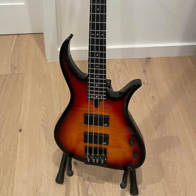 Manson Guitar Works John Paul Jones Signature E-Bass - Vintage Sunburst image 3