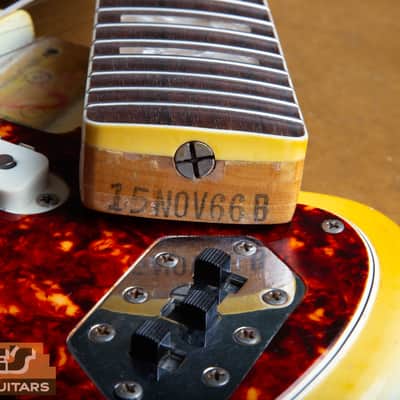 Fender Jaguar 1966 - Olympic White image 14
