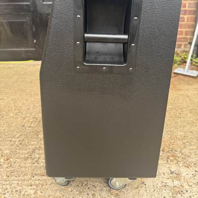 Friedman Vertical 212EXT 2x12'' Speaker Cab w/ Padded Cover image 3