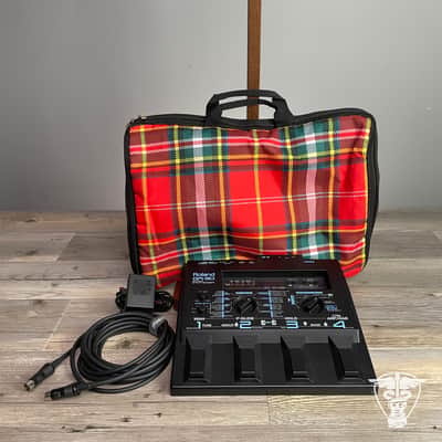 Carvin NS1 nylon guitar with Roland GR-30 Synth image 8
