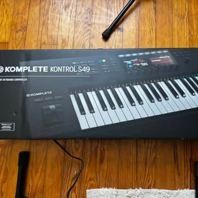 Native Instruments Komplete Kontrol S49 MK2 2023 - Noir image 2