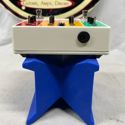 Red Witch Synthotron II 2 Synthesizer Pedal with Box image 5