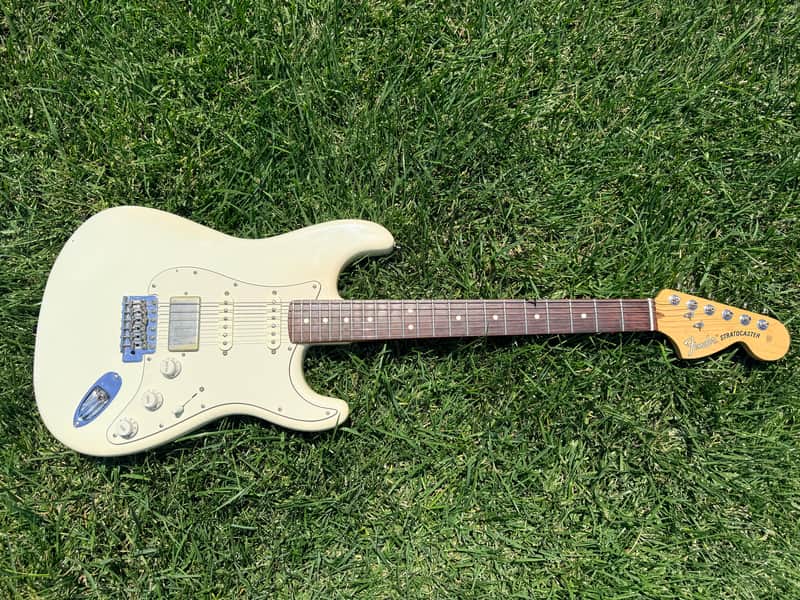 Fender American Performer Stratocaster with Rosewood Fretboard 2018 - Present - Arctic White image 1