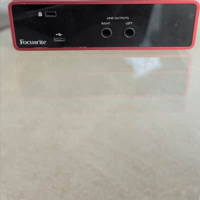 Focusrite Scarlett Solo 3rd Gen USB Audio Interface 2019 - Present - Red / Black image 2