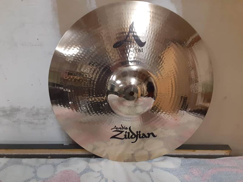 Zildjian 18" A Custom Crash Cymbal image 1