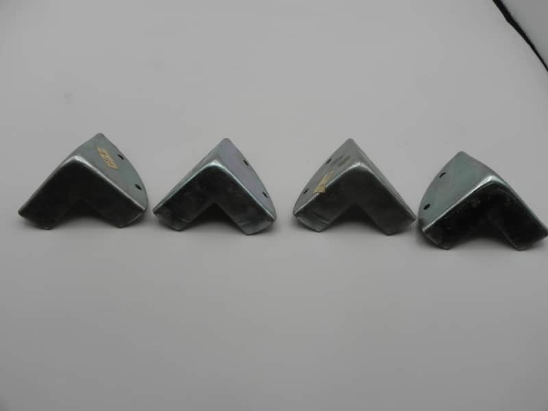 unbranded amp corners- heavy duty image 1