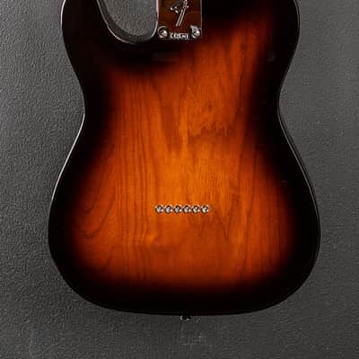 Fender Vintera II 60's Telecaster Thinline - 3 Color Sunburst image 4